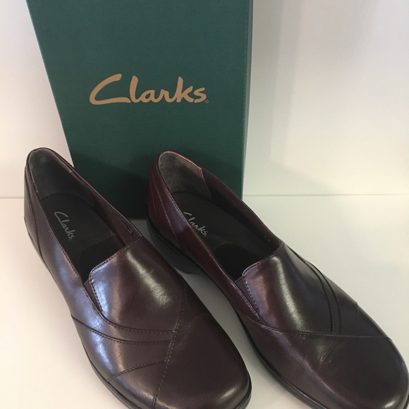 CLARKS Blackberry Brown Slip On Loafers SZ 10M NEW - Picture 5 of 5